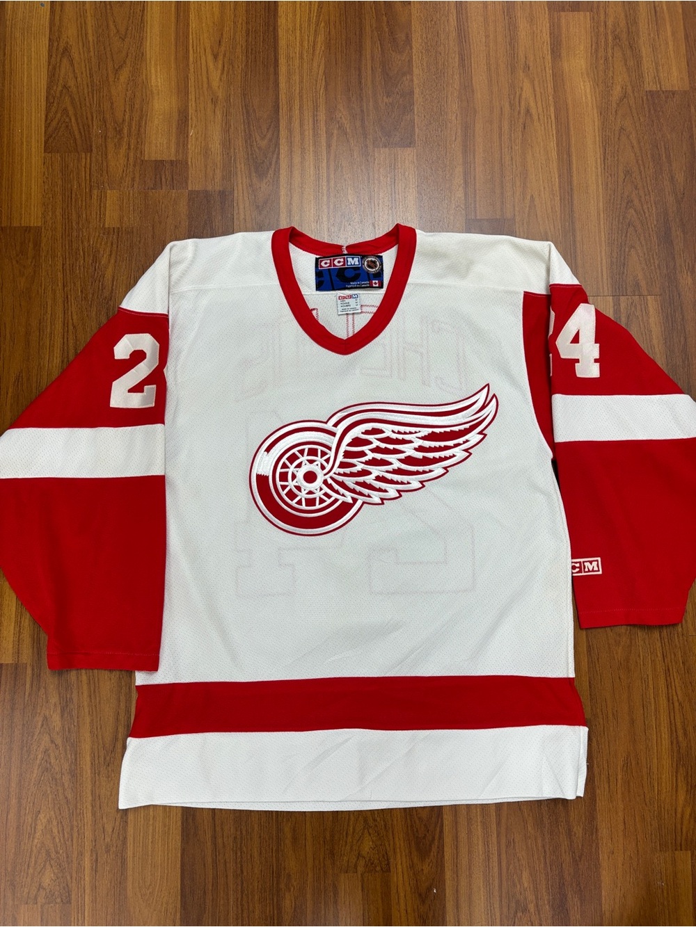 Vintage Chris Chelios Red Wings CCM Jersey White Medium NHL Hockey